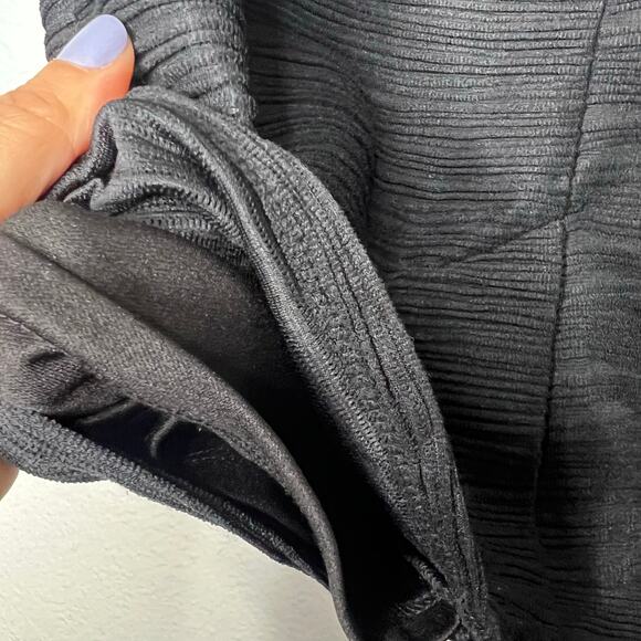 LIZ CLAIBORNE Pencil Skirt Elastic Waist Knee Length Textured Black Womens M NWT - Picture 4 of 7